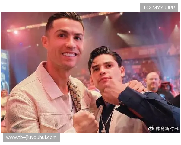 C罗跨界挑战UFC赛场 展现足球巨星的全能实力与勇气