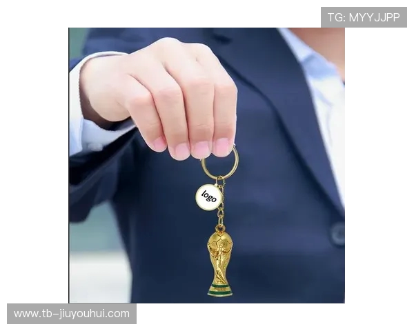 足球套盒礼物精选：打造完美球迷体验的独特收藏礼品推荐